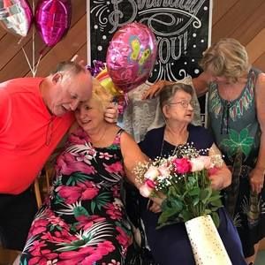 Meet your Posher, Connie